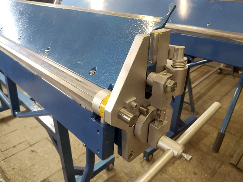 Ручной листогибочный станок РГ Днепр 2150