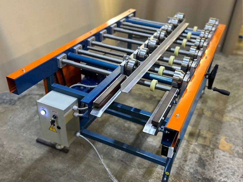 Cтанок для завальцовки (загиб на 180°) кромок ЗВ-2