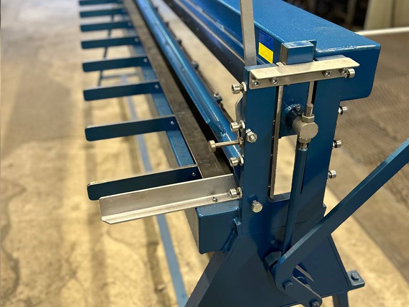 Ножницы гильотинные НГ 2550х1