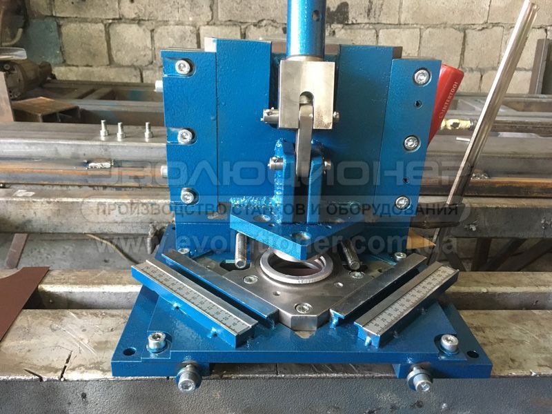 Ручной вырубной пресс для круглых отверстий