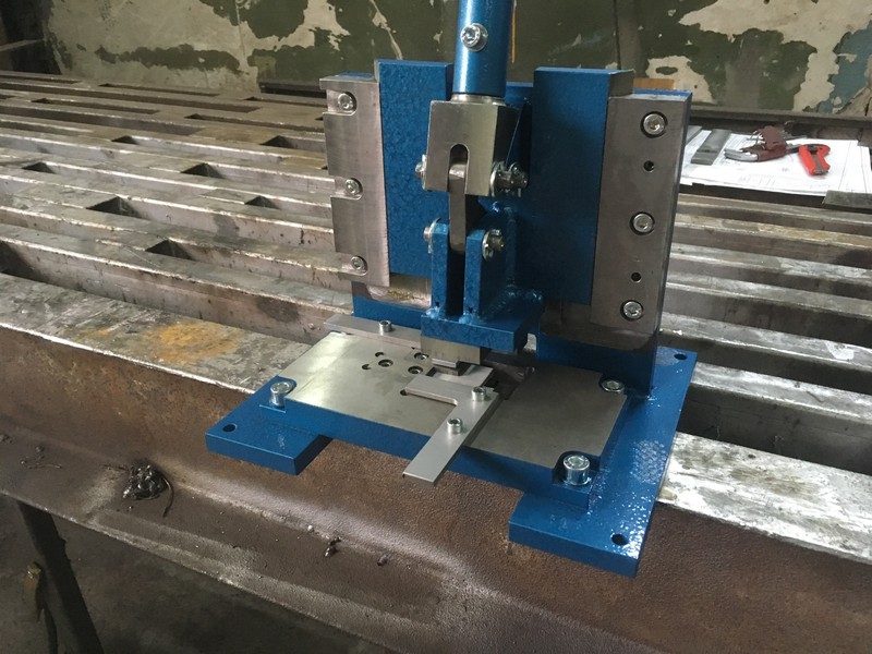 Вырубной пресс для кассет ВПК-1